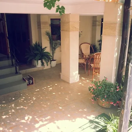 Къща за гости Diana Self Check-in Китен